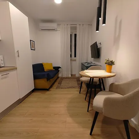 Vesna 2 * Rijeka