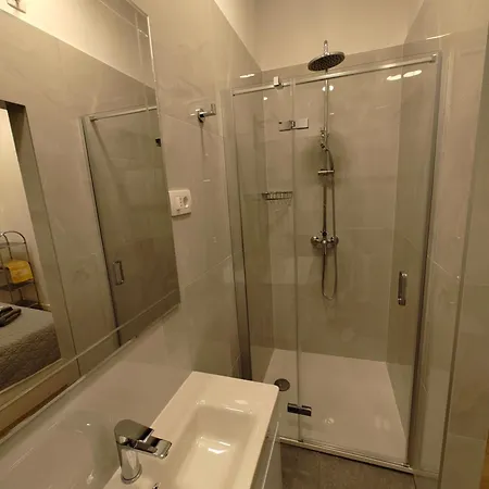 Vesna 2 Apartment
